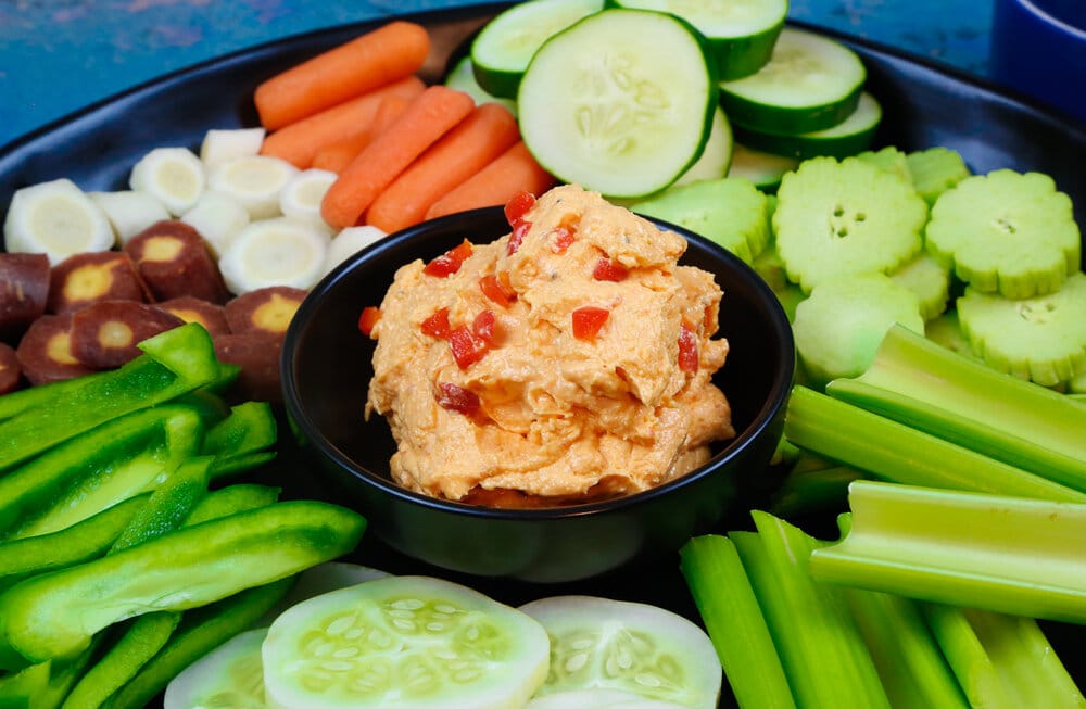 Easy pimento cheese, pimento cheese, simple homemade pimento cheese, best pimento cheese recipe, homemade, appetizer, summer, the fourth of July, fourth of July, summer recipe, easy appetizer, caviar of the South