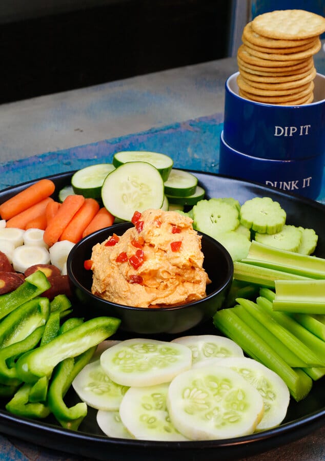 Easy pimento cheese, pimento cheese, simple homemade pimento cheese, best pimento cheese recipe, homemade, appetizer, summer, the fourth of July, fourth of July, summer recipe, easy appetizer, caviar of the South