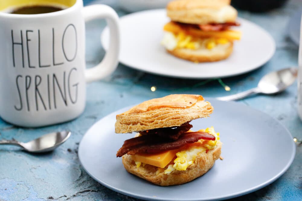 Breakfast Sandwiches, make-head breakfast sandwiches, protein, food-prep, breakfast
