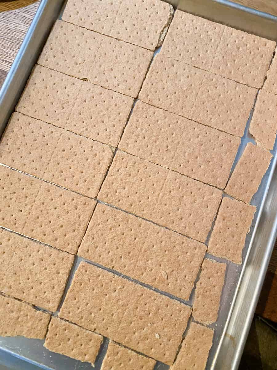 graham crackers on a cookie sheet 