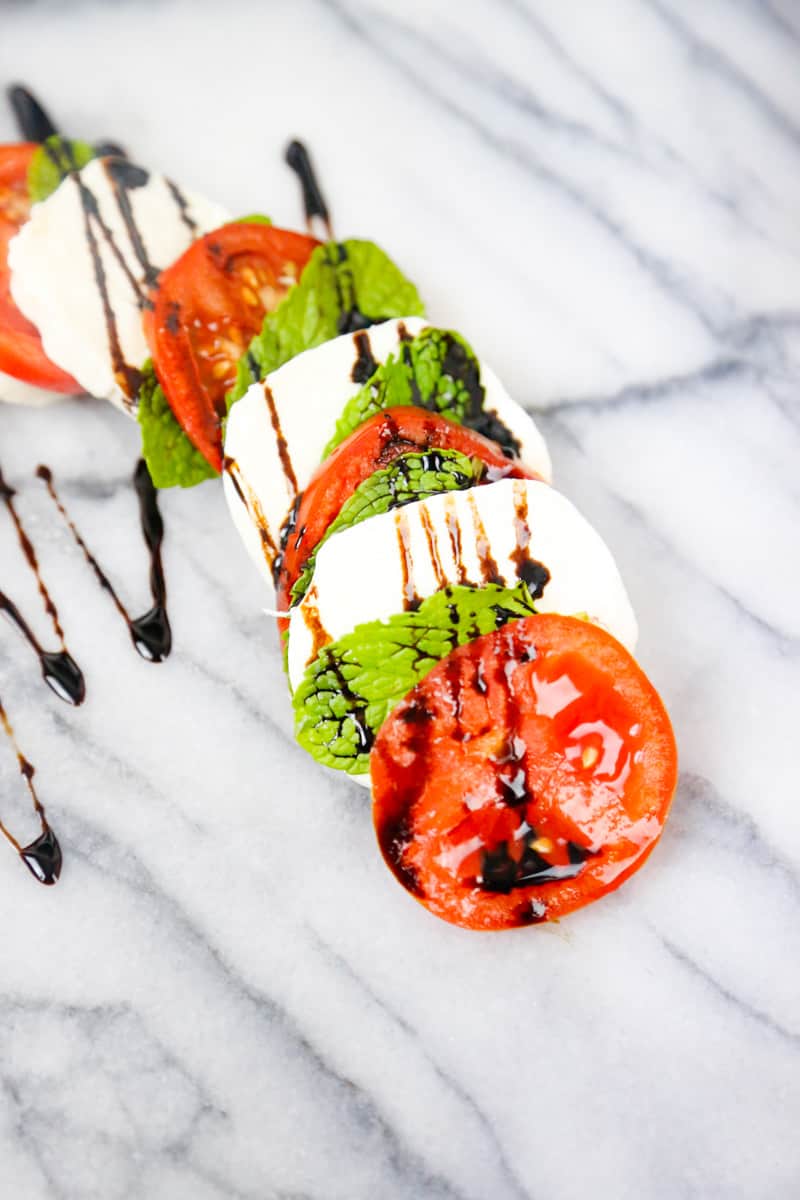 caprese salad drizzle with balsamic vinegar 