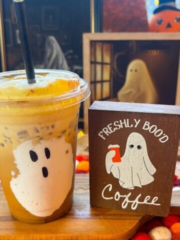 featured-image-for-ghost-iced-coffee-pumpkin-spiced-iced-coffee