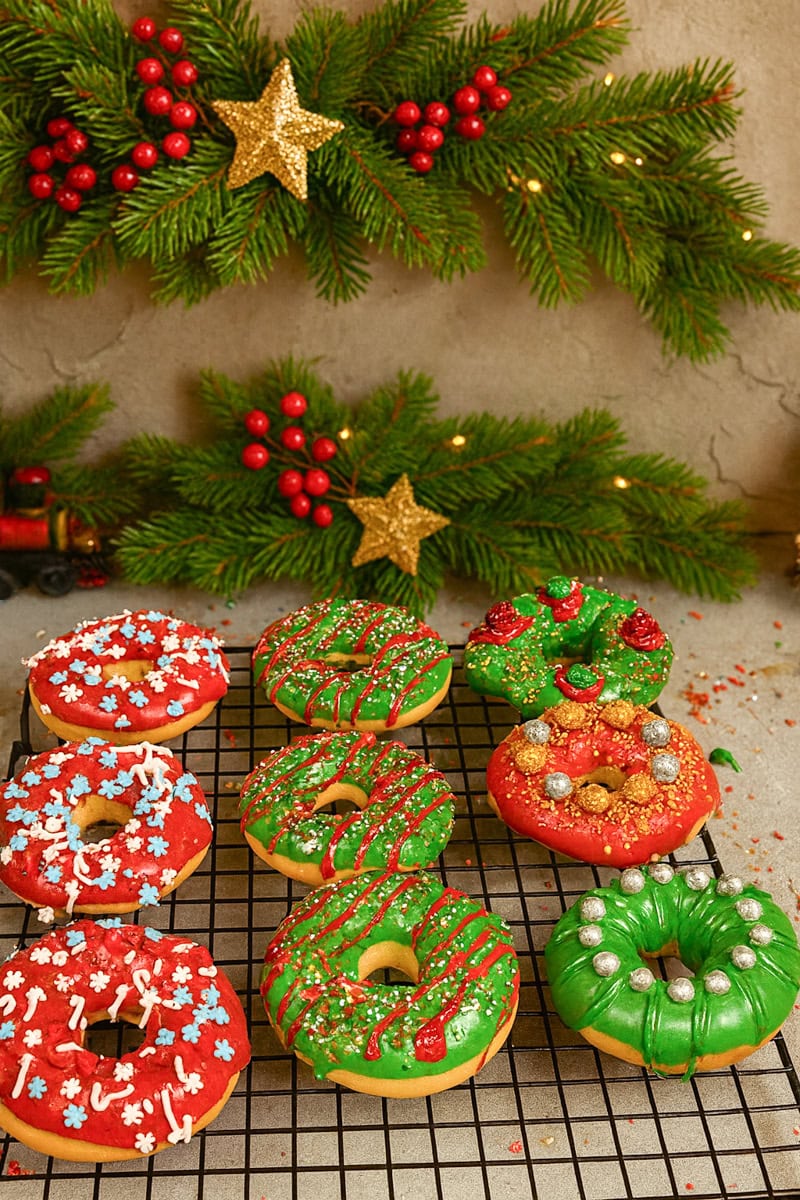 the best and easiest Christmas donuts recipe!
