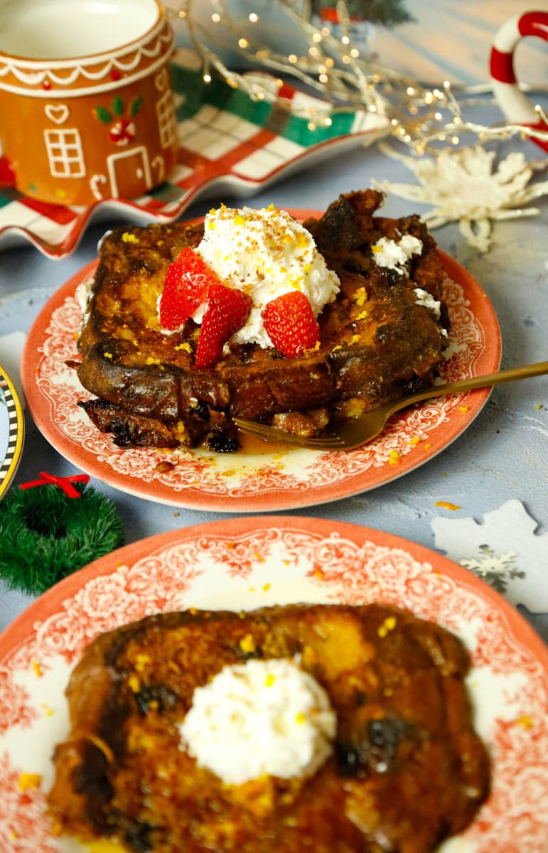 low heat
fresh panettone
unsalted butter
slice of bread
leftover panettone french toast