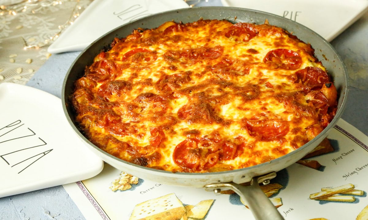 easy cheesy pizza goodness 